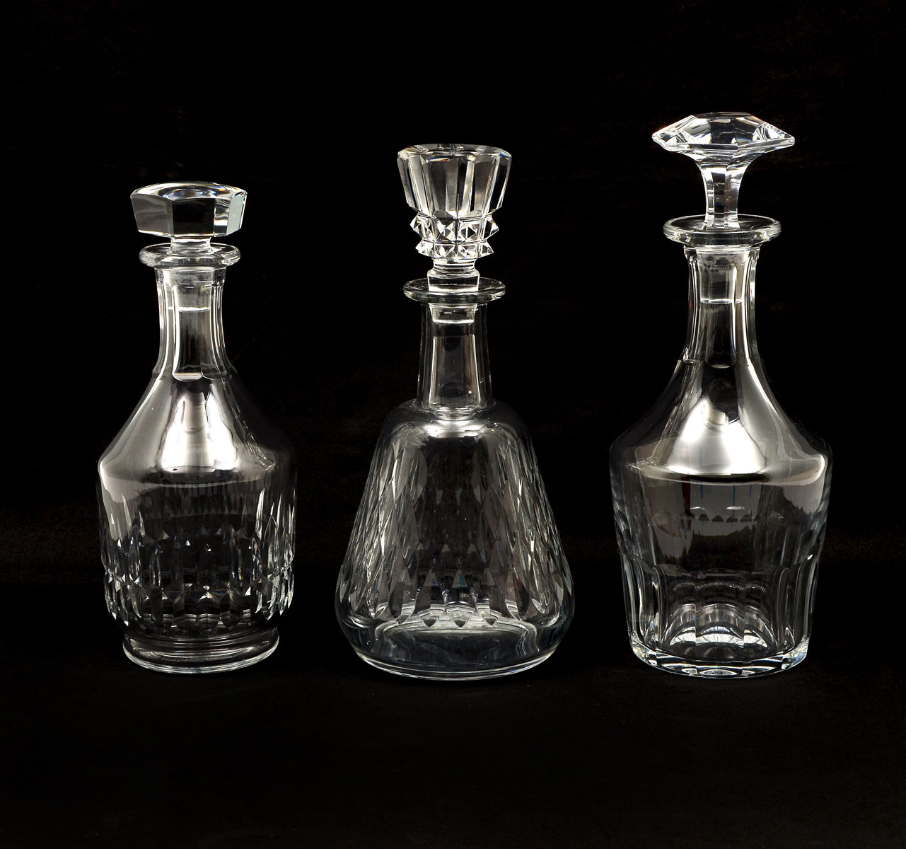 3 BACCARAT CRYSTAL DECANTERS 3 36e17e