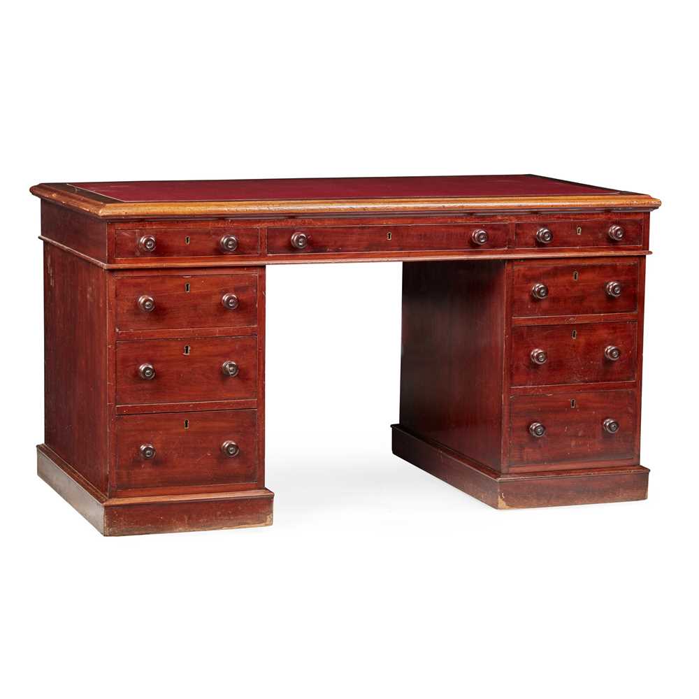 VICTORIAN MAHOGANY PEDESTAL DESK LATE 36e255