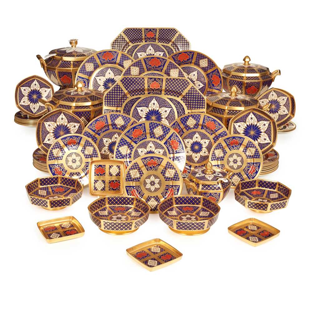 EXTENSIVE CAVERSWALL IMARI DINNER 36e29c