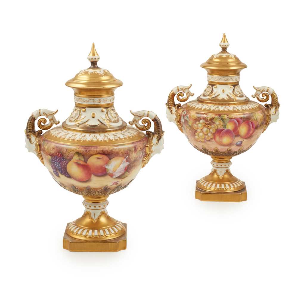 PAIR OF ROYAL WORCESTER FRUIT PAINTED 36e297