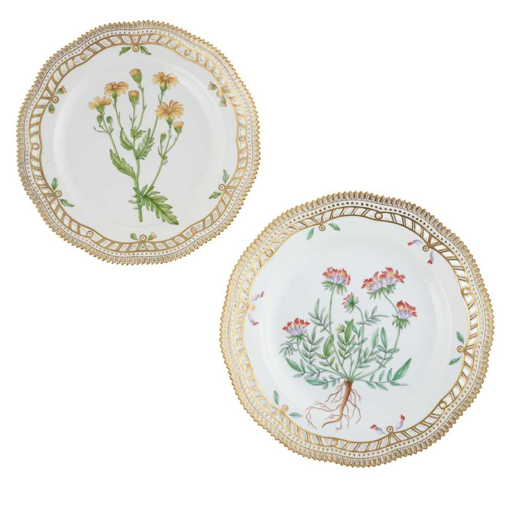 TWO ROYAL COPENHAGEN FLORA DANICA PLATES
20TH