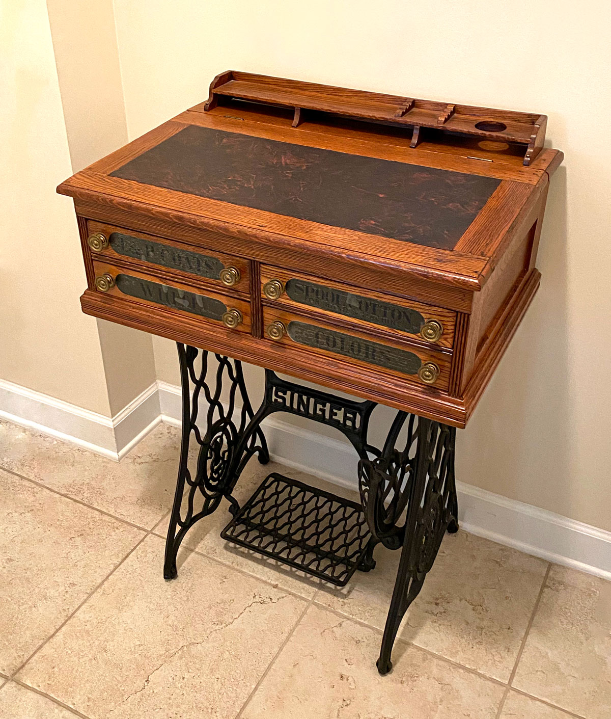 4 DRAWER SPOOL CABINET ON SINGER STAND: