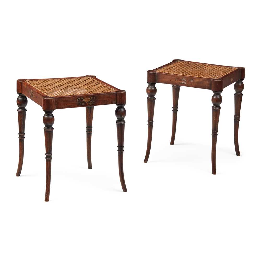 PAIR OF REGENCY STYLE MAHOGANY 36e47d