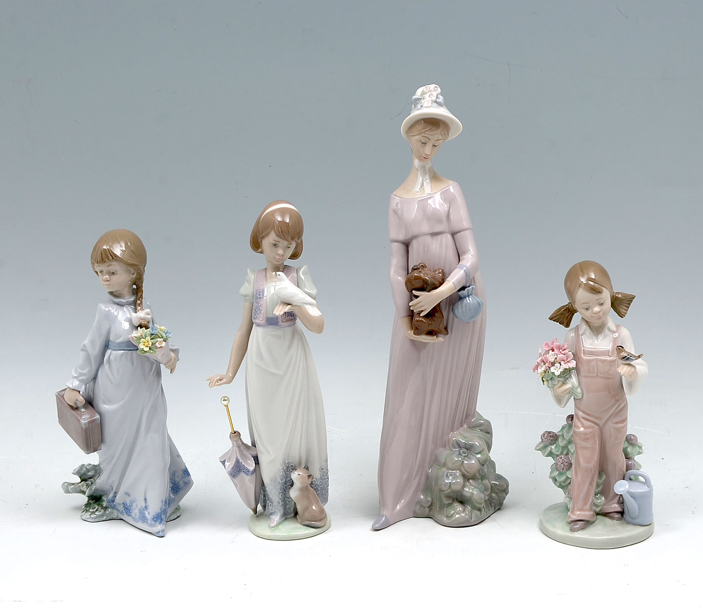 4 LLADRO FIGURINES Spring  36e4e3