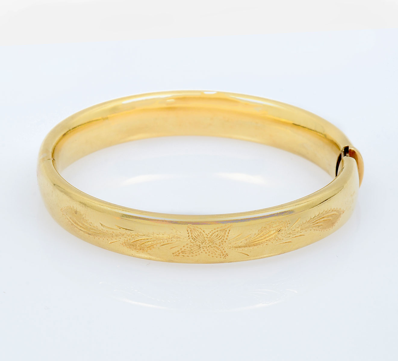 18K HOLLOW BANGLE BRACELET 18K 36e652