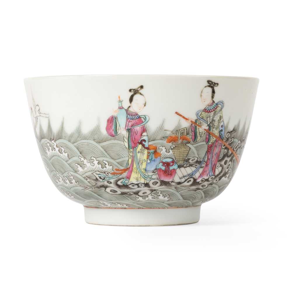 FAMILLE ROSE 'IMMORTALS' BOWL
QING