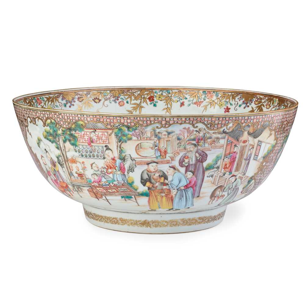 EXPORT FAMILLE ROSE PUNCH BOWL
QING