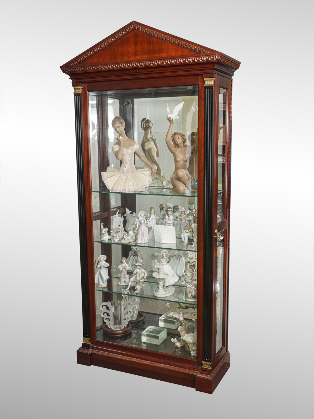 GLASS CURIO DISPLAY CABINET: 4- shelf,