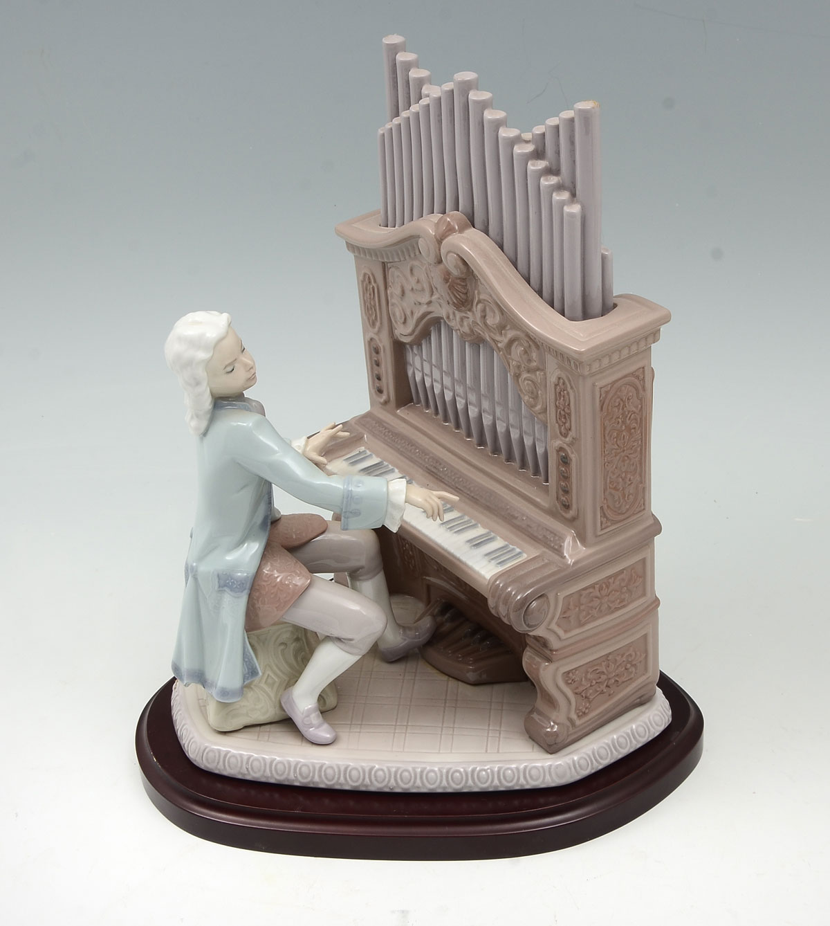 RETIRED LLADRO ''YOUNG BACH'' FIGURE: