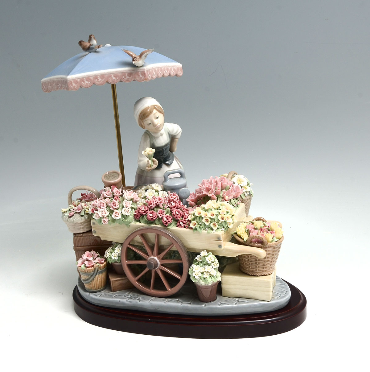 LLADRO ''FLOWERS OF THE SEASON'':