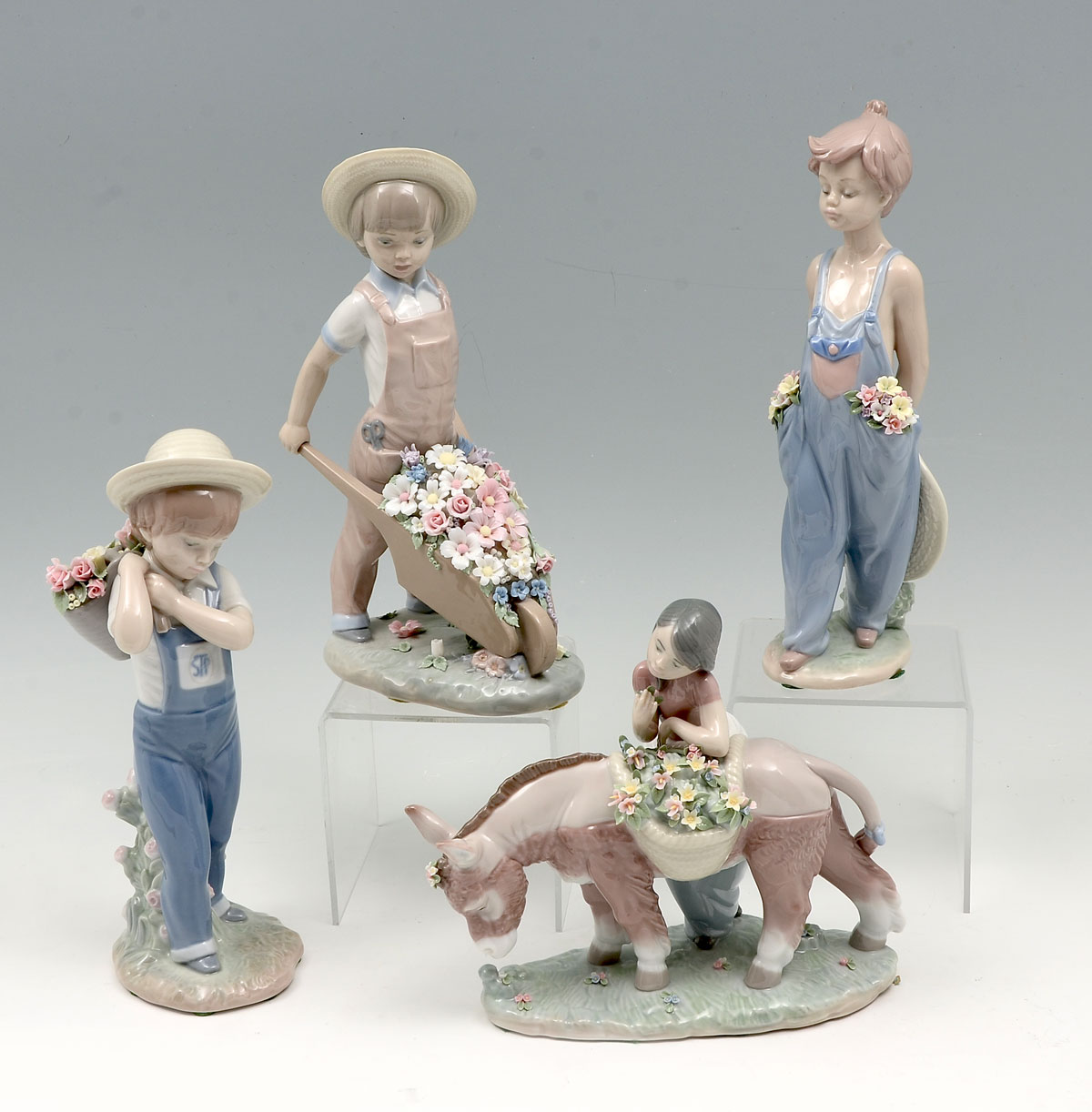 4 PC. ASSORTED LLADRO COLLECTION: