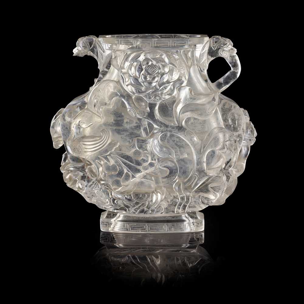 ROCK CRYSTAL PHOENIX VASE QING 36eb3b