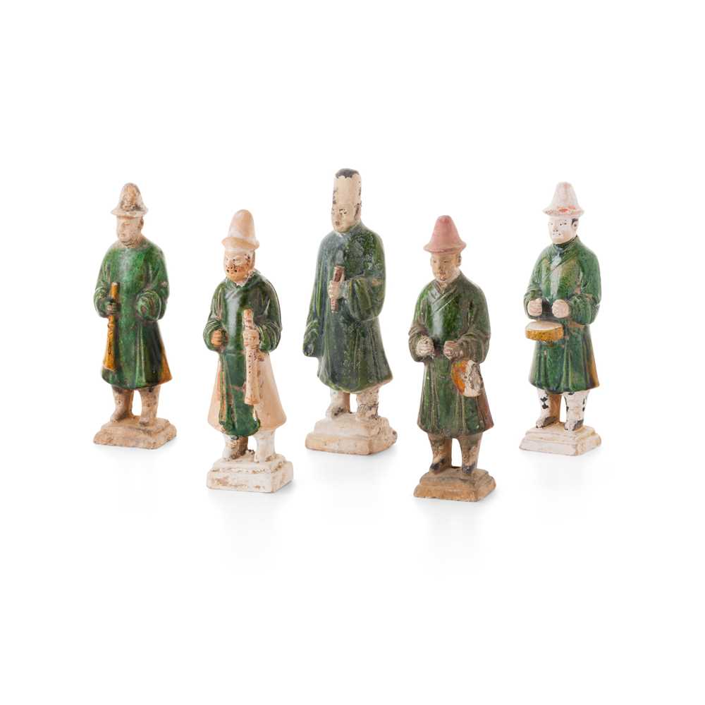 GROUP OF FIVE POTTERY FIGURES OF