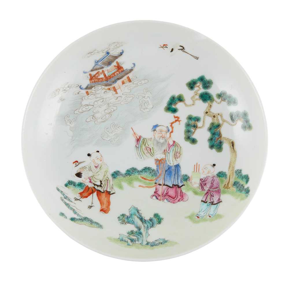 FAMILLE ROSE 'IMMORTALS' DISH
QING