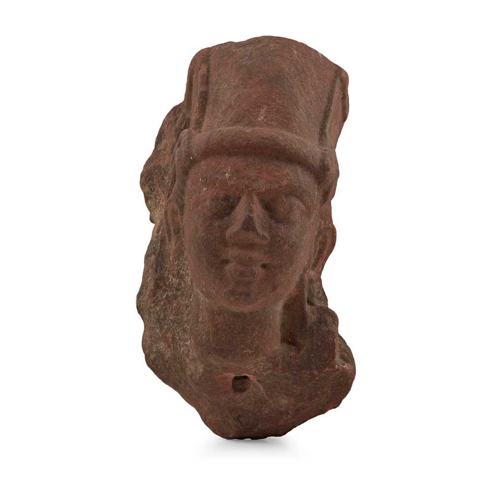 RED SANDSTONE HEAD OF VISHNU INDIA  36ebb2