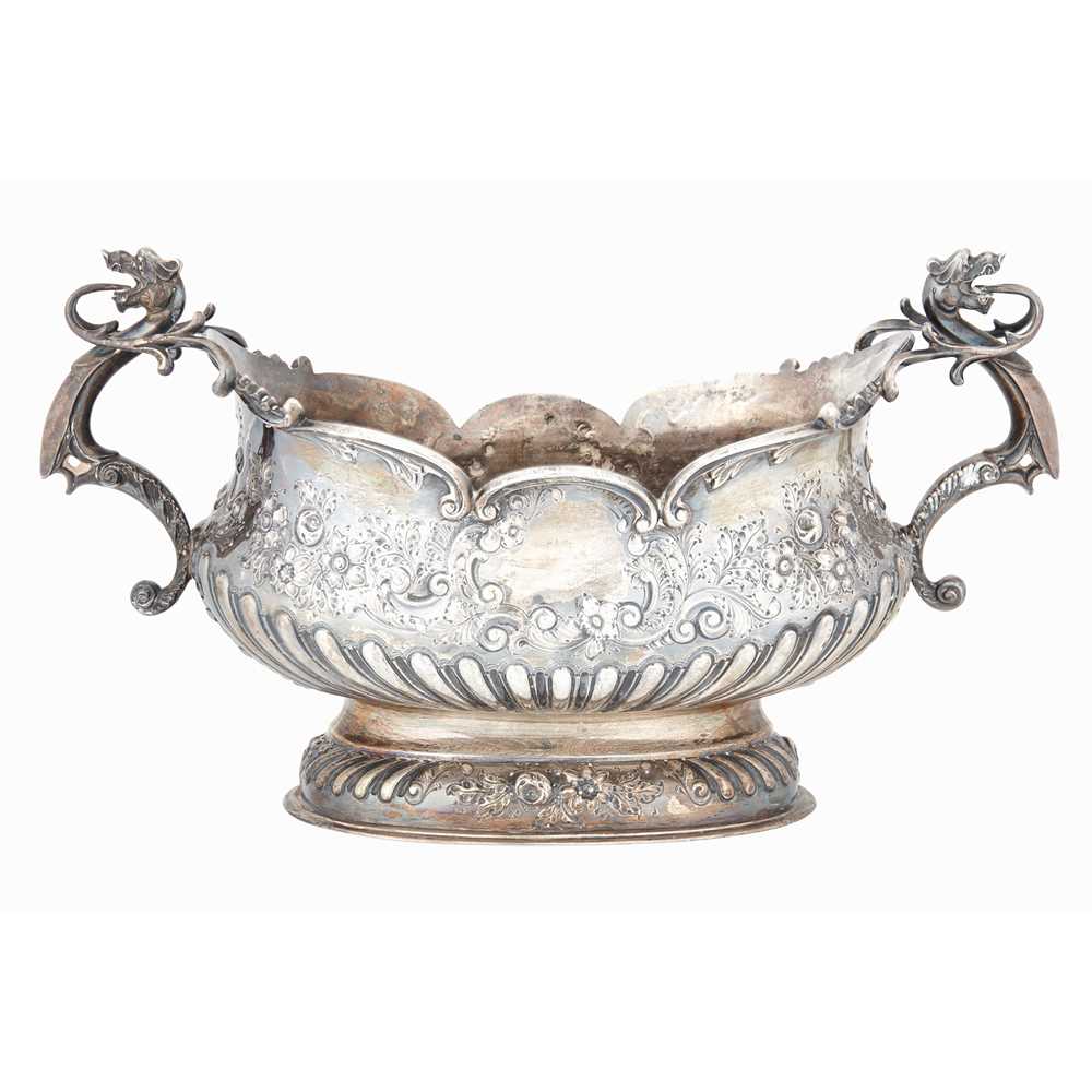 A LATE VICTORIAN TWIN-HANDLED CENTREPIECE