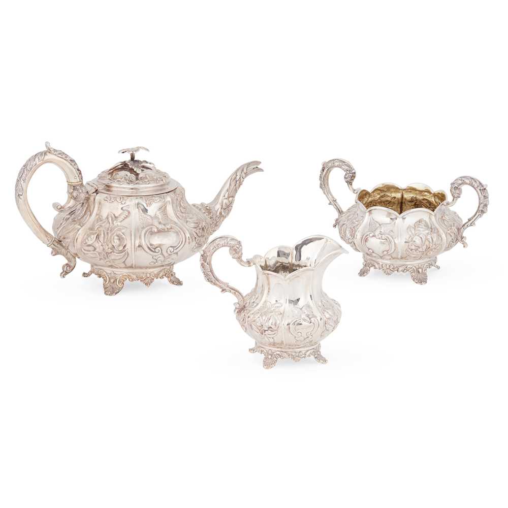 Y A WILLIAM IV THREE-PIECE TEA