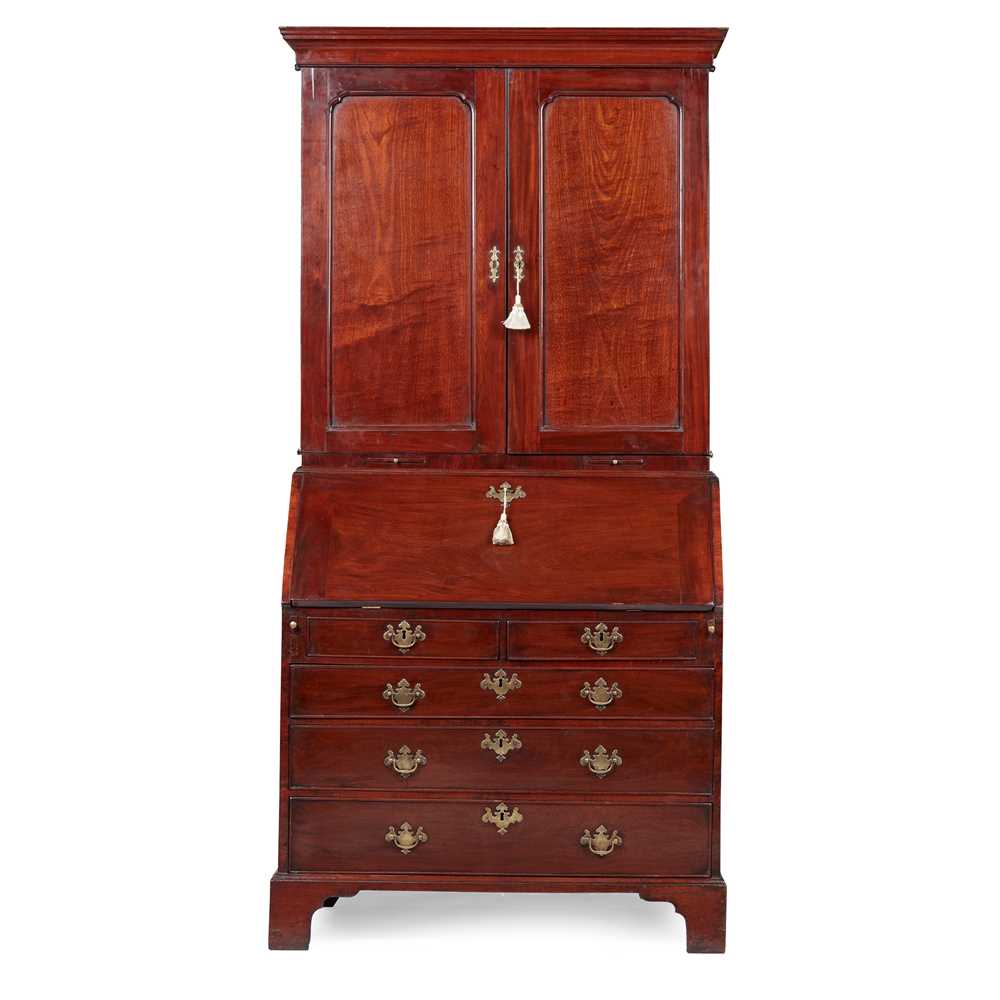 EARLY GEORGE III MAHOGANY BUREAU