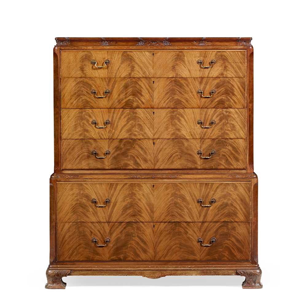 WHYTOCK & REID MAHOGANY CHEST-ON-CHEST
MID