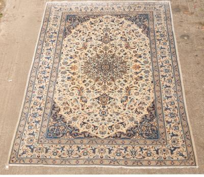 A part silk Nain rug of foliate 36c864