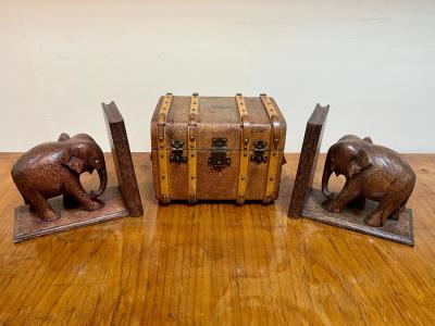 A miniature trunk, the cover with