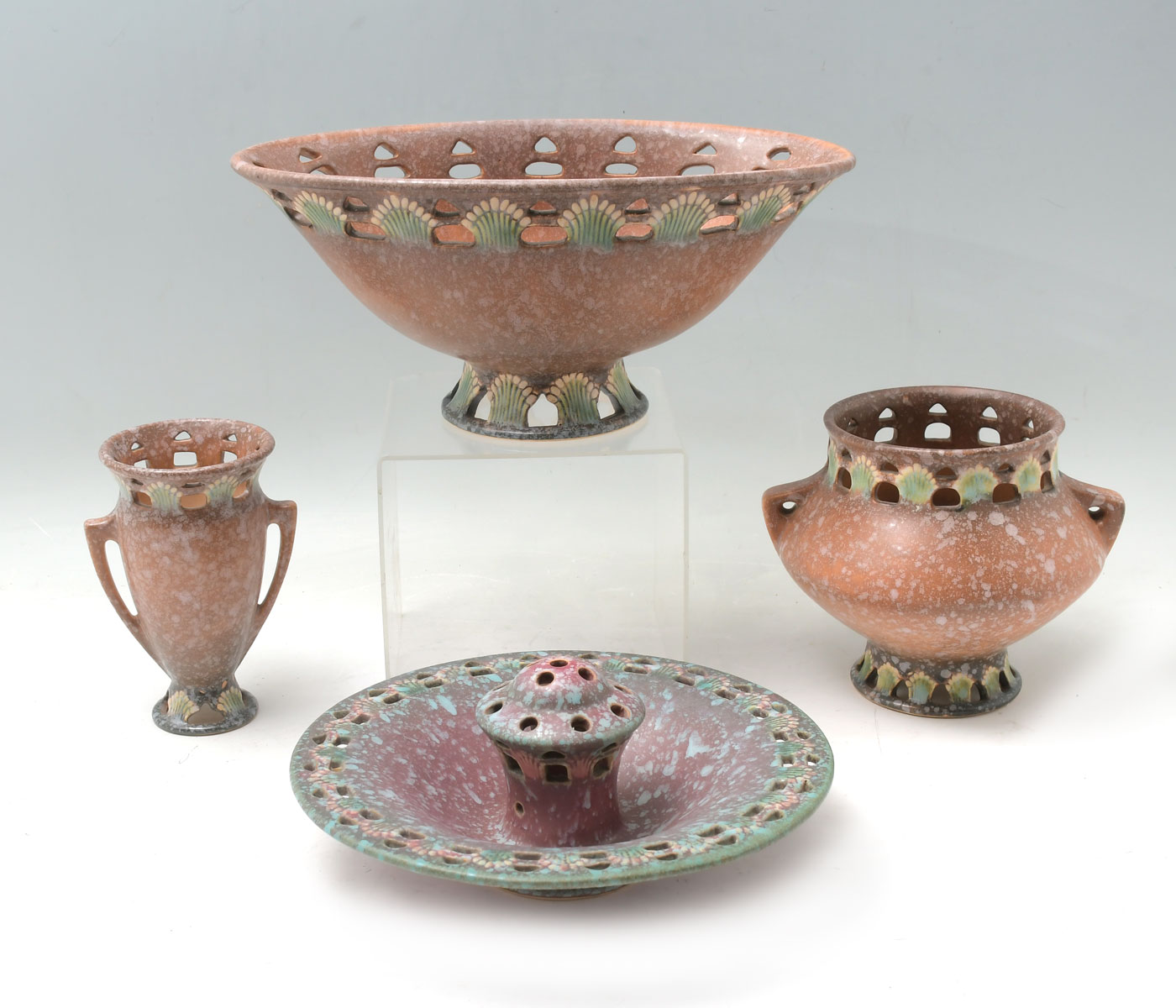 4 PC. ROSEVILLE POTTERY ''FERELLA''