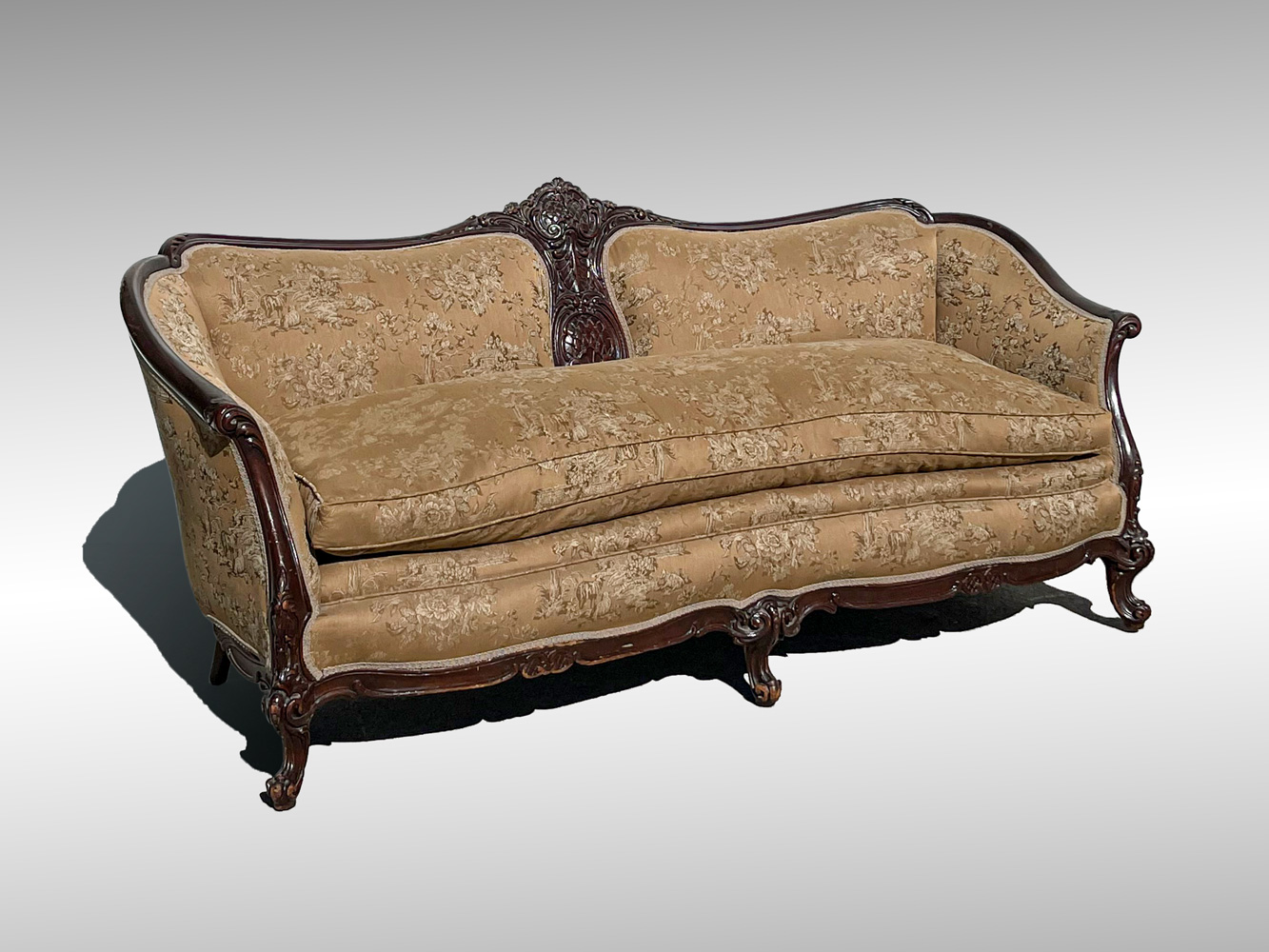 EARLY 20TH C CARVED SOFA Having 36cb63