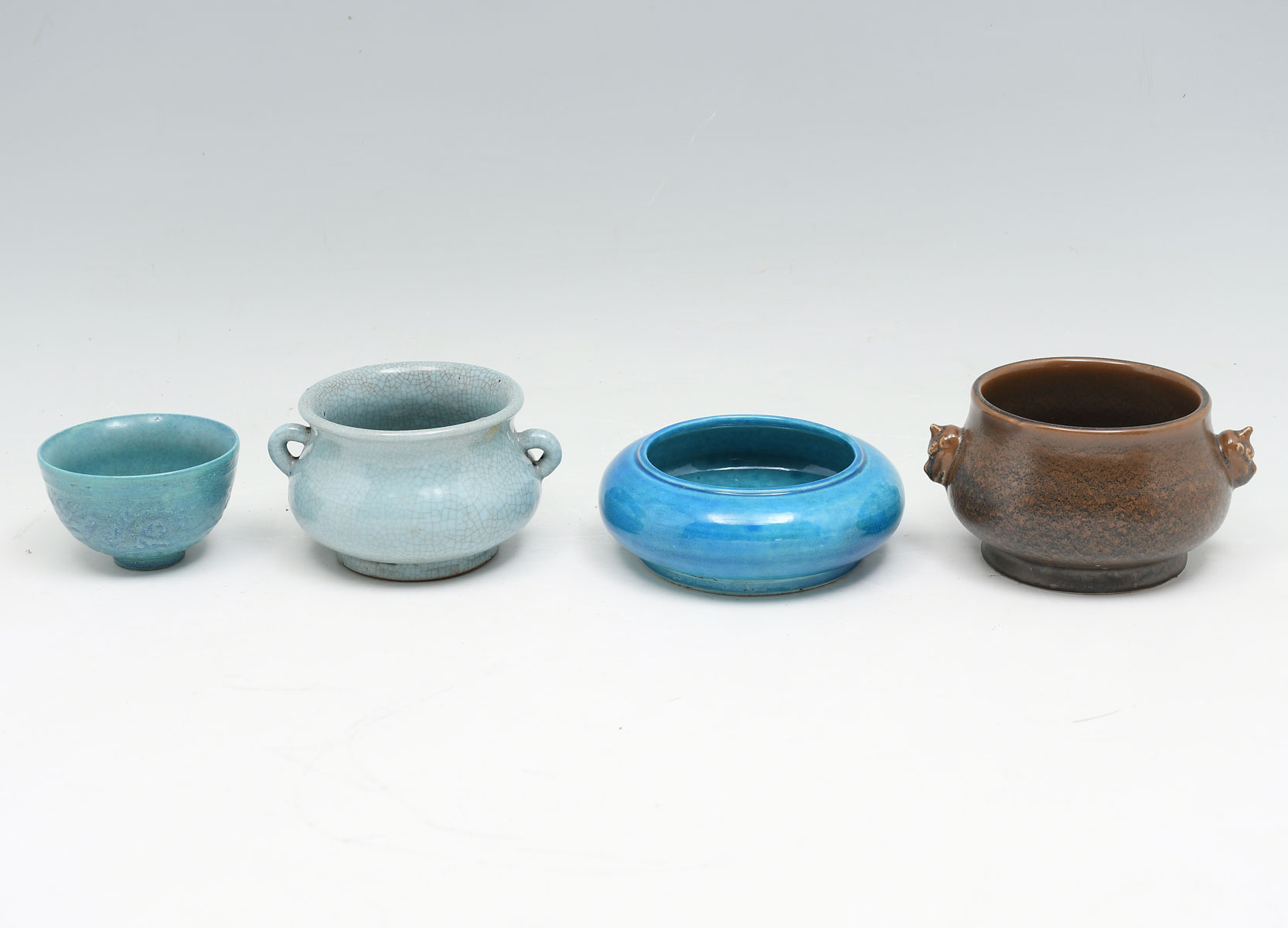 4 PIECE CHINESE LOW BOWLS Comprising  36cbd1