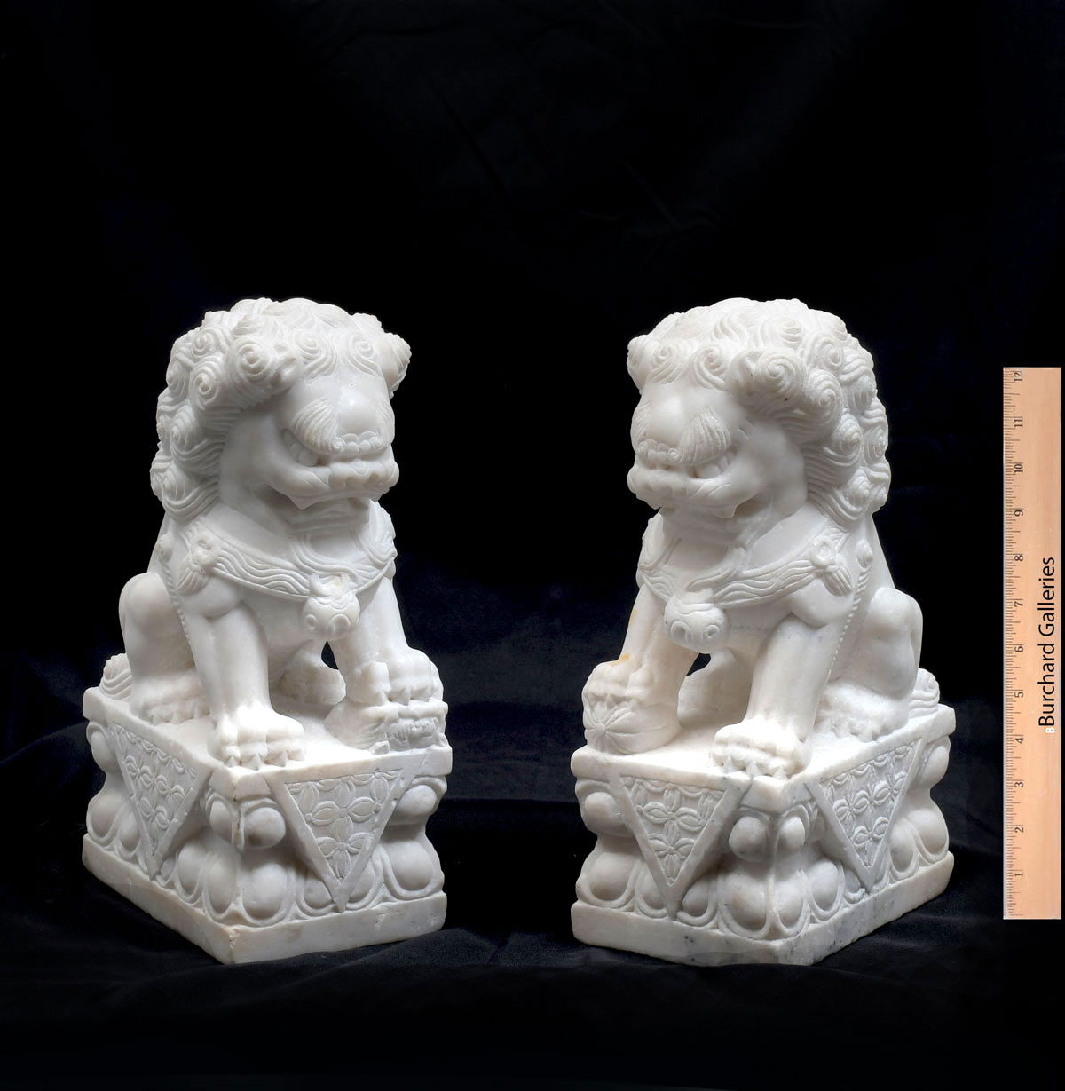 PAIR OF CHINESE CARVED MARBLE FOO 36cc30