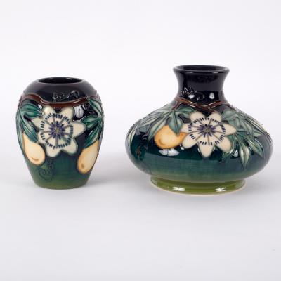 Moorcroft Pottery a Passionfruit 36ce67