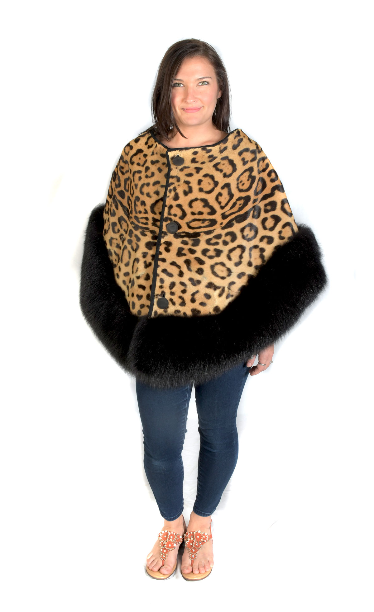 FUN LEOPARD PRINTED FUR WITH BLACK