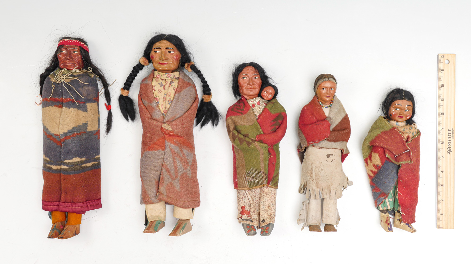 5 VINTAGE AMERICAN INDIAN SKOOKUM DOLLS: