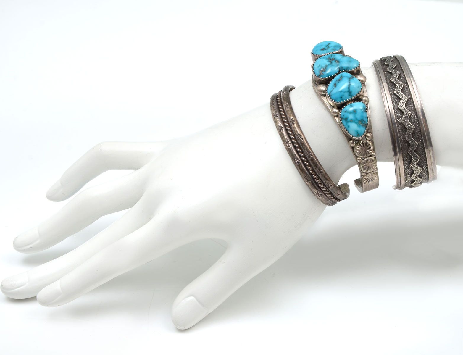 3 AMERICAN INDIAN SILVER CUFF BRACELETS: