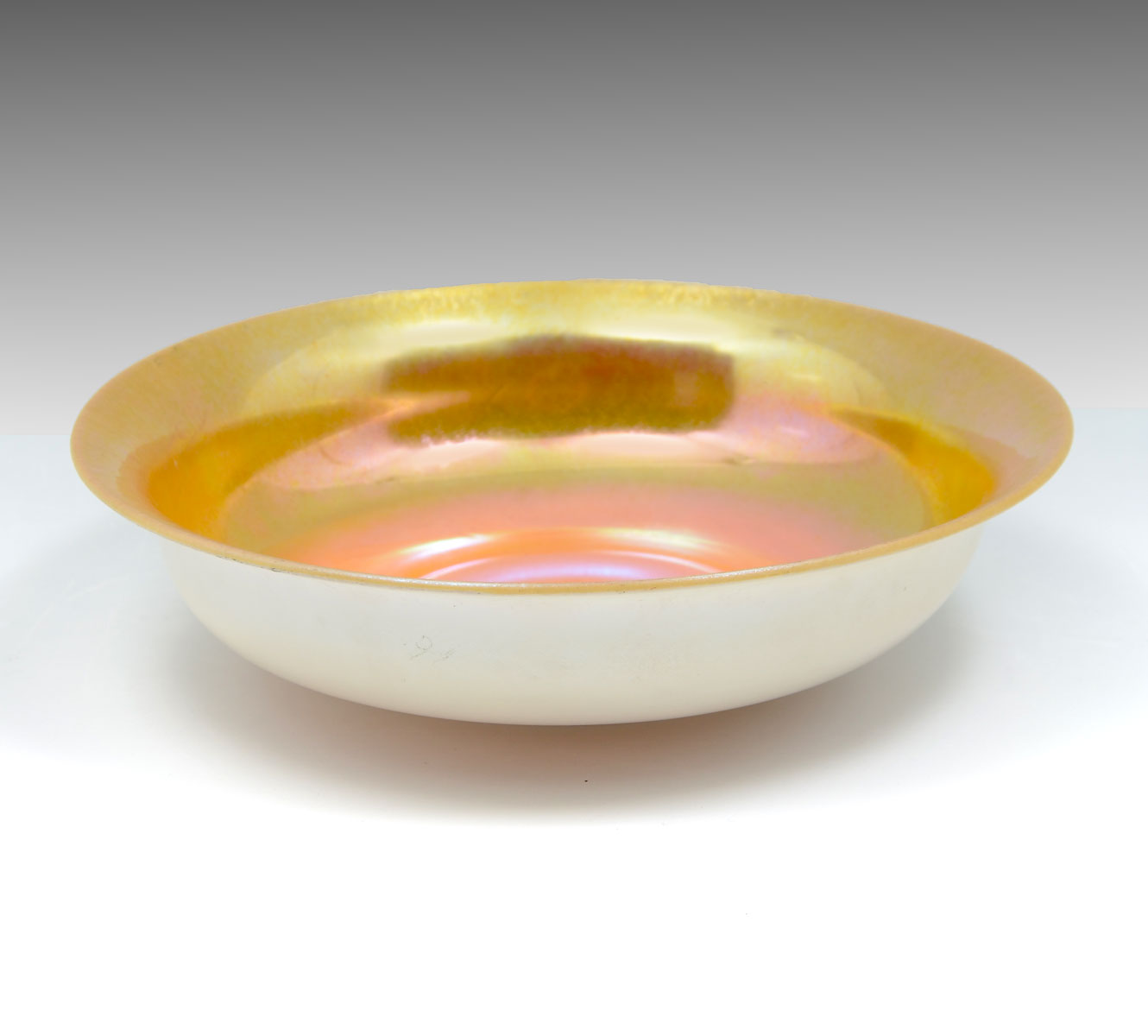 STEUBEN CALCITE & GOLD AURENE BOWL: