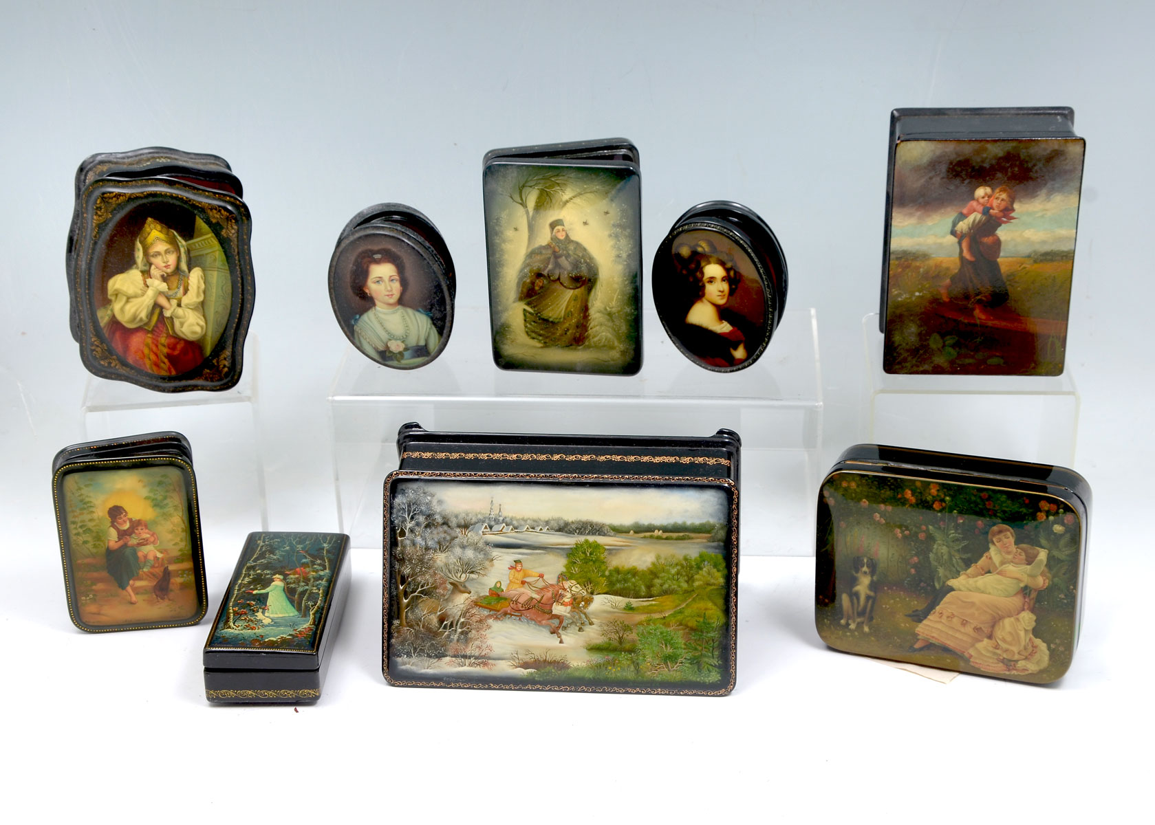 9 PAINTED RUSSIAN LACQUERED BOXES:
