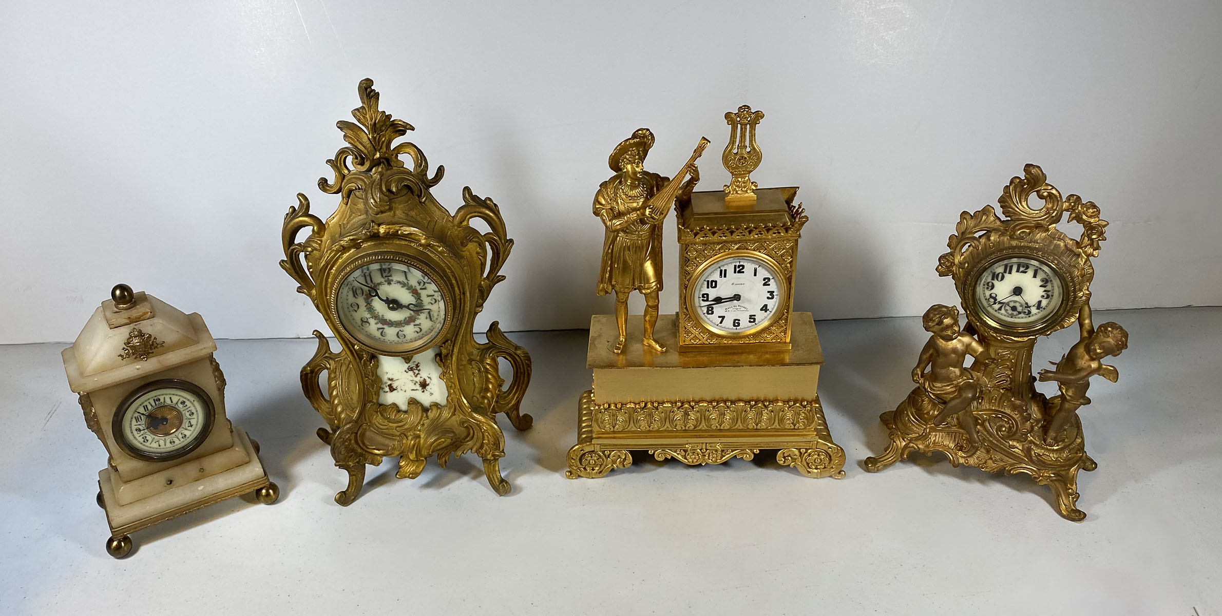 4 FRENCH & GERMAN MANTLE CLOCKS: Comprising;