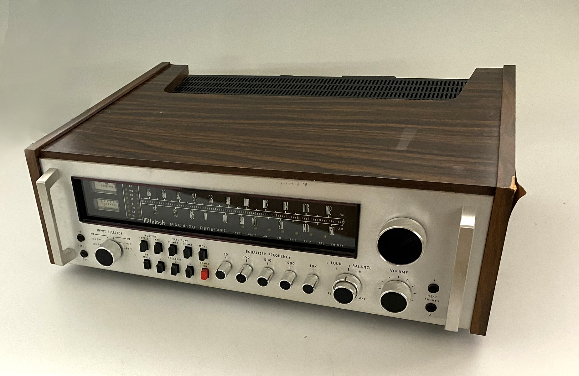 MCINTOSH MAC 4100 RECEIVER:
CONDITION: