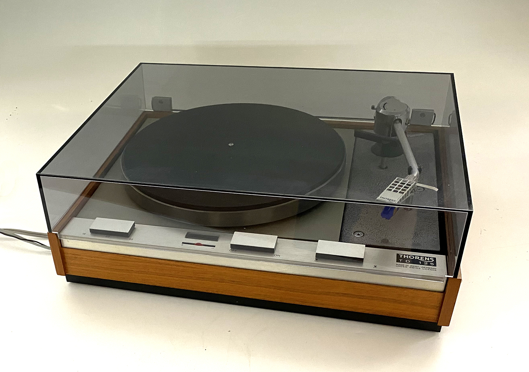 THORENS TD 125 TURNTABLE:
CONDITION: