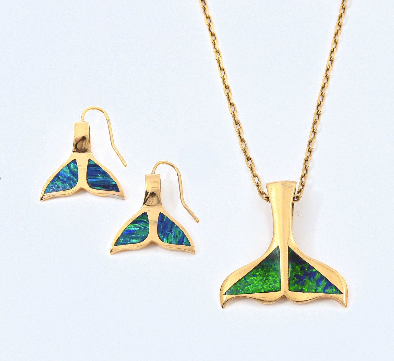 14K OPAL PENDANT AND EARRING SET: