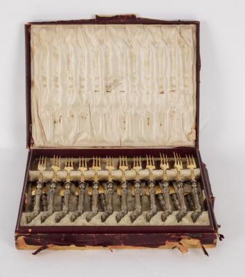 Twelve pairs of Italian silver