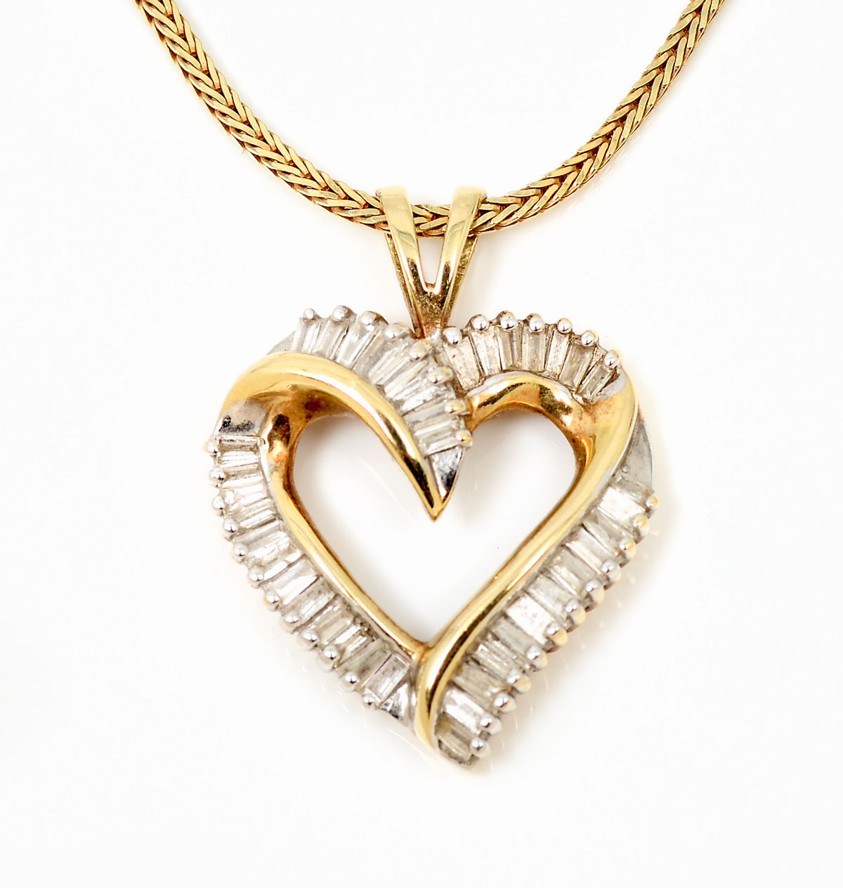 14K DIAMOND HEART PENDANT WITH 36d502