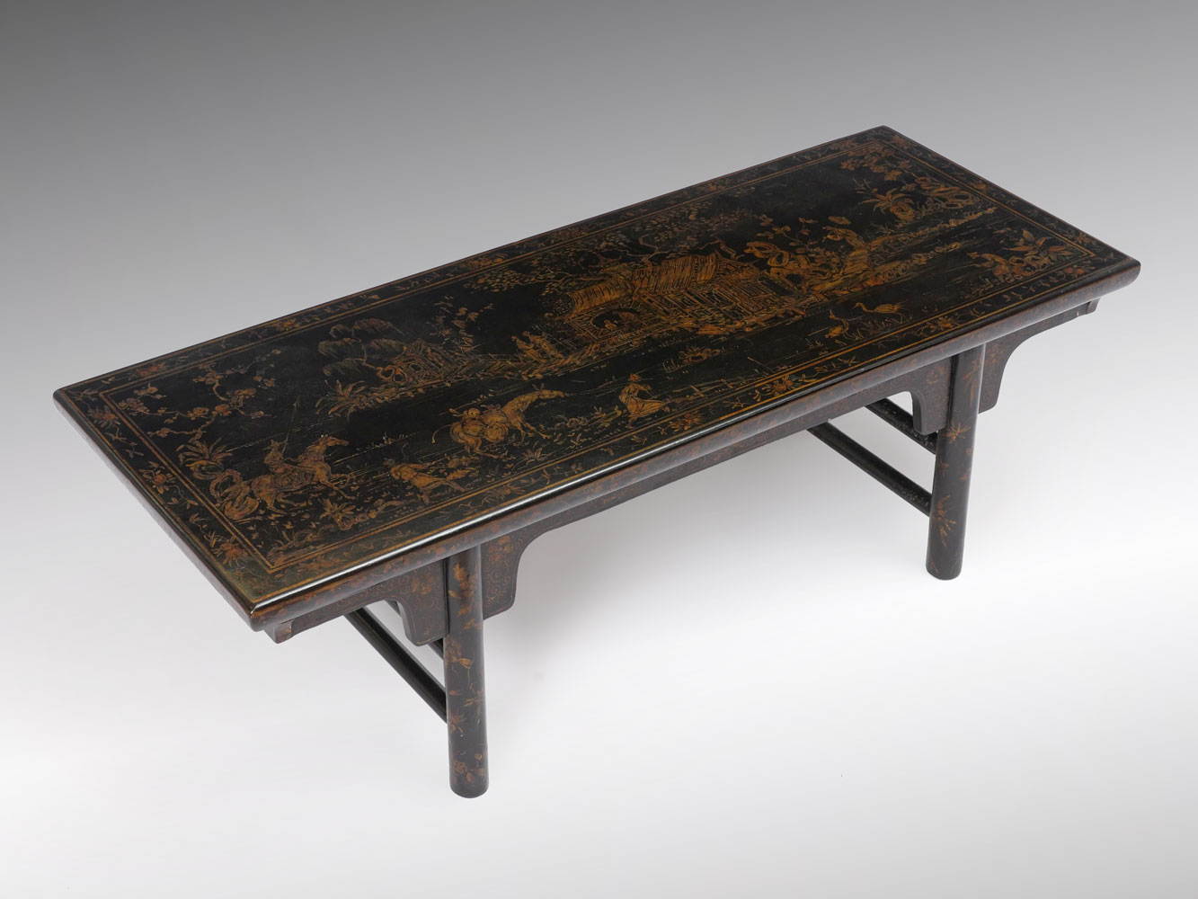 CHINOISIERE DECORATED LOW TABLE: