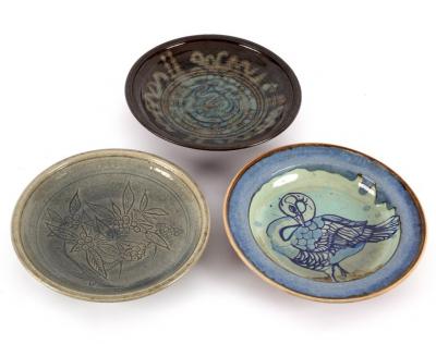 Three 20th Century stoneware chargers  36d587