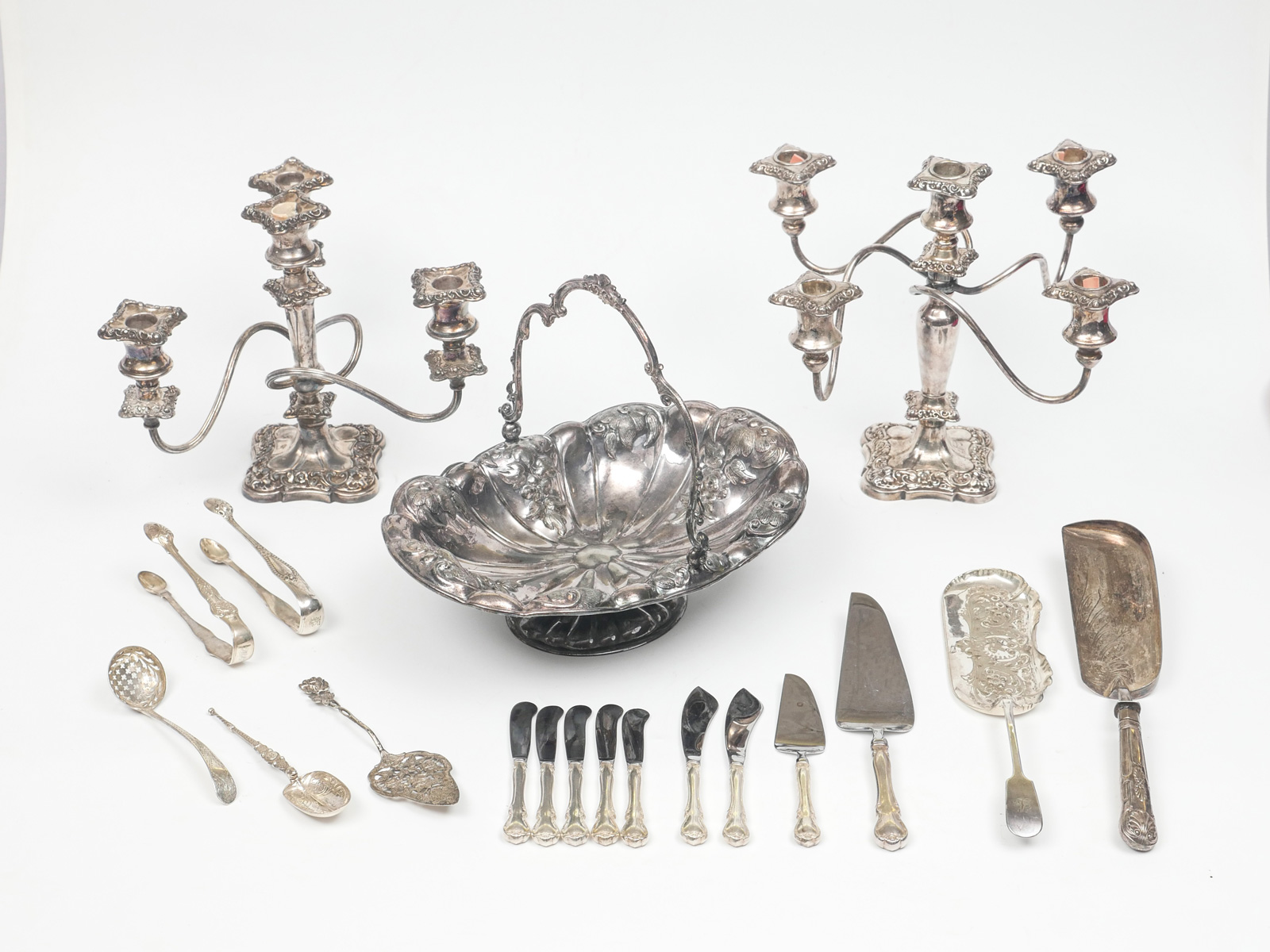 COLLECTION OF ORNATE SILVERPLATE