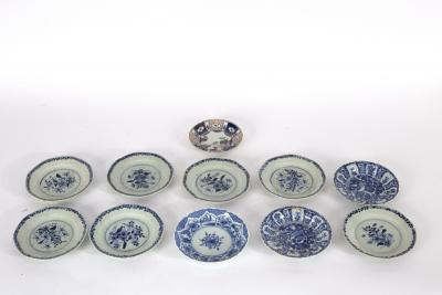 A pair of Chinese blue and white saucers,