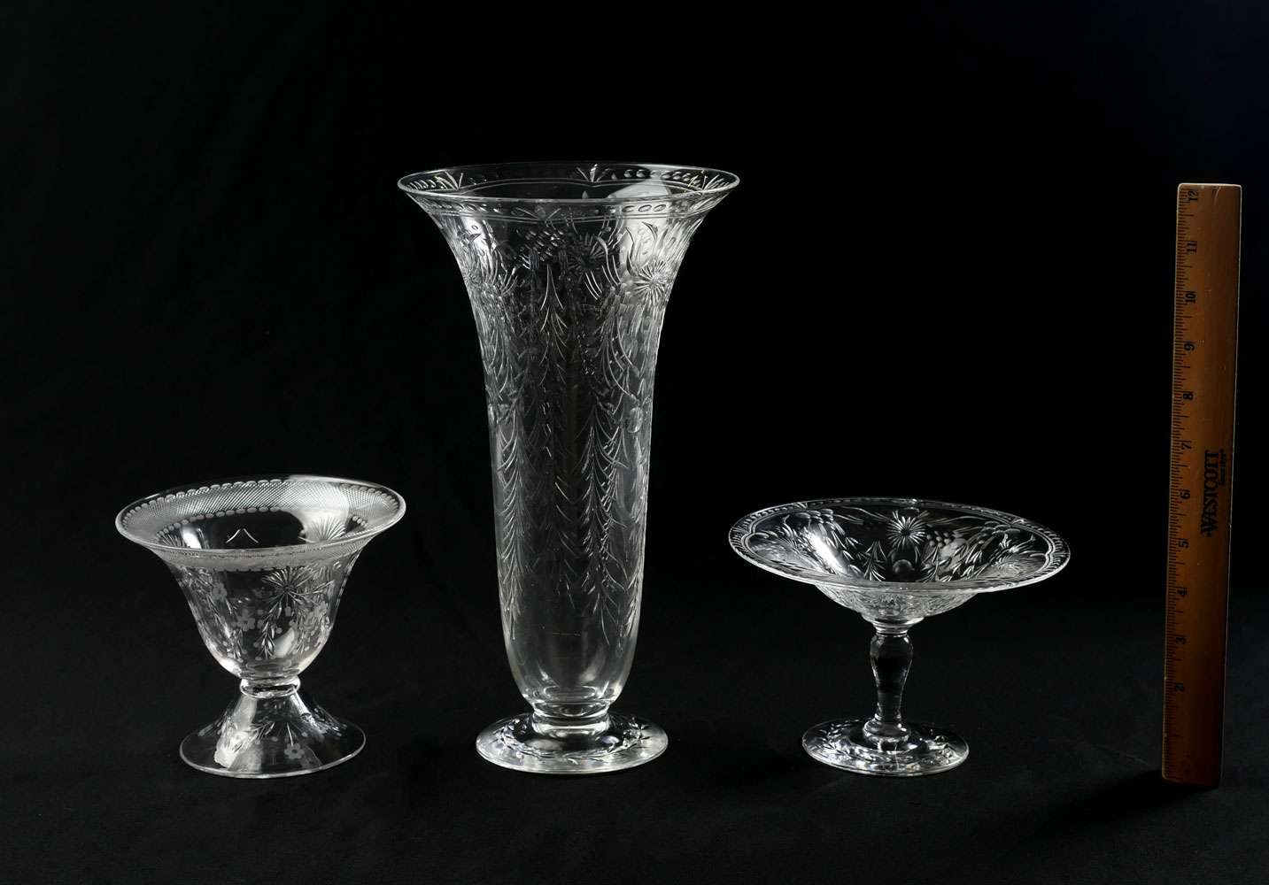 3 PC PAIRPOINT ENGRAVED GLASS VASE