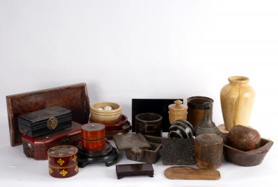 A collection of treen and other