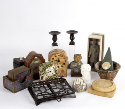 A small group of decorative objects