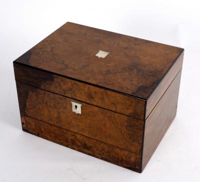 A 19th Century figured walnut workbox