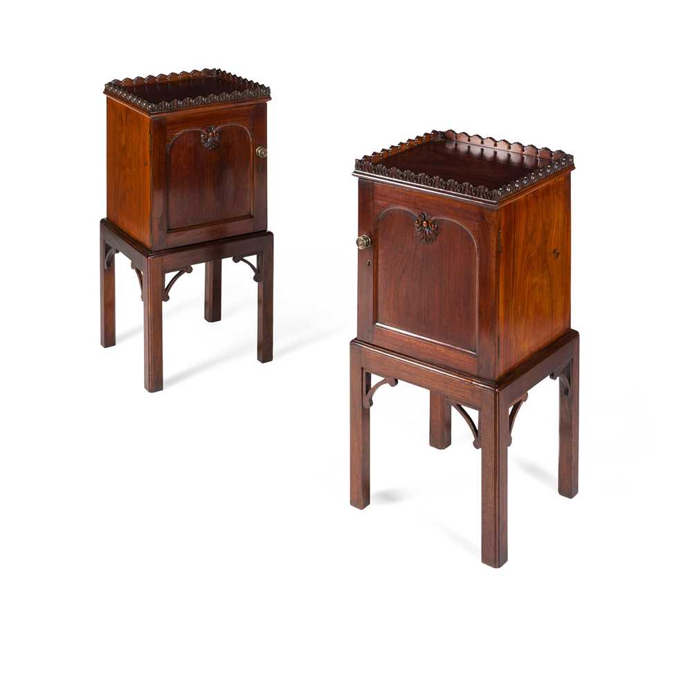 PAIR OF ANGLO INDIAN PADOUK BEDSIDE